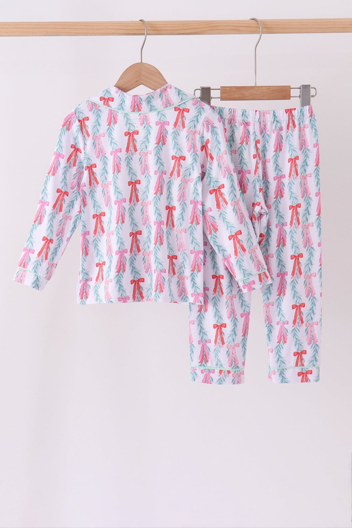 Pink Bow Christmas Tree Bamboo Pajama Set - Sweet Holiday Dreams for Girls