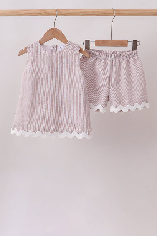 Khaki Seersucker Stripe Scalloped Shorts Set – Classic Preppy Girls Two-Piece