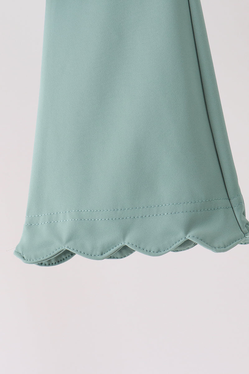 Sage Scalloped Quarter-Zip Active Set - Ready for Her Day